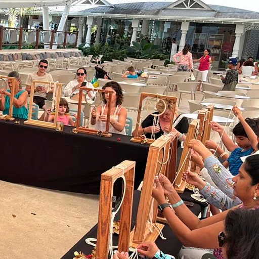 macrame experience for hotels in the Caribbean | experiencia de macramé para hoteles en el Caribe